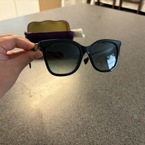 Black Gucci sunglasses